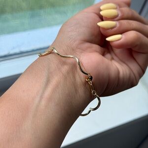 Gold Wave Design Bracelet